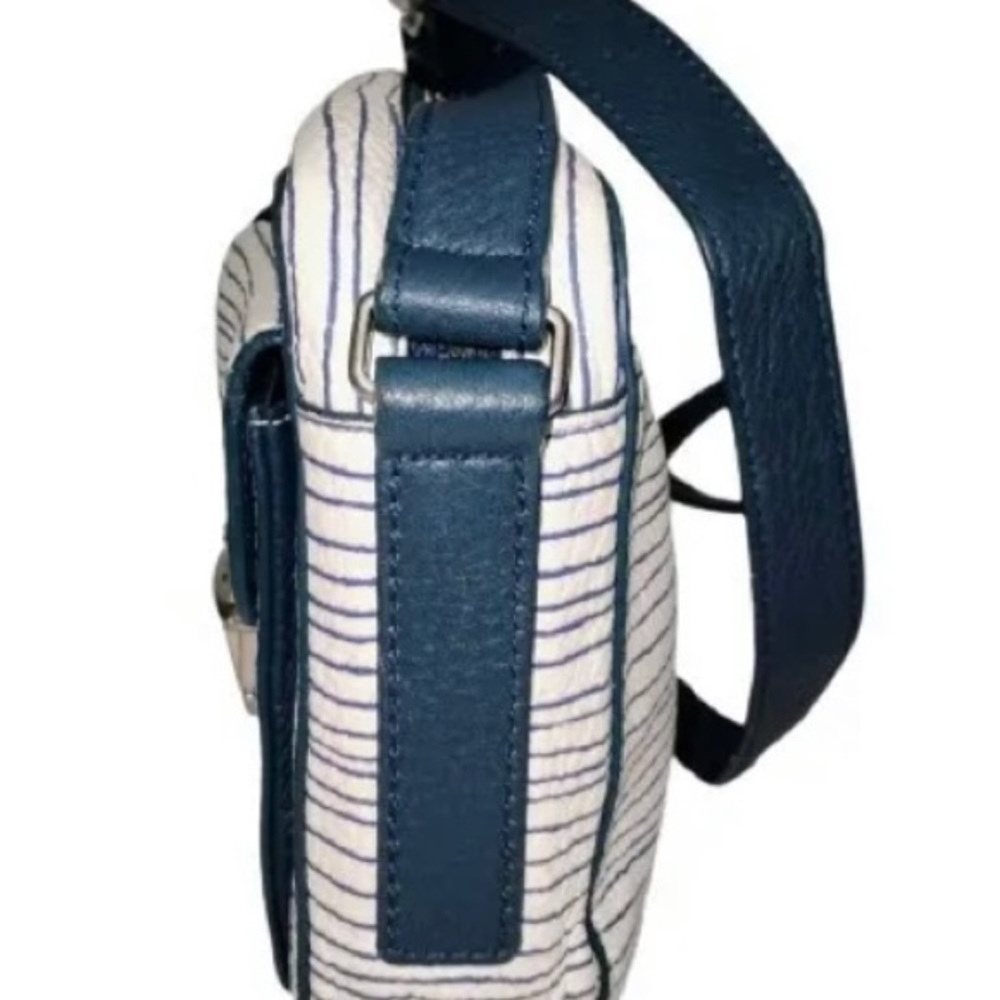 Fossil Riley Crossbody Bag - Picture 5 of 9